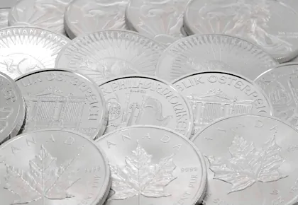 Canadese Maple Leaf zilveren munt en andere speciale munten die ingekocht worden door Zilver Goud Amsterdam