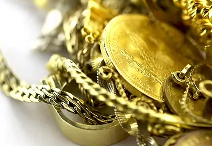 Verkoop uw gouden sieraden en munten aan Zilvergoudamsterdam - specialist in edelmetalen. Krijg een eerlijke prijs.